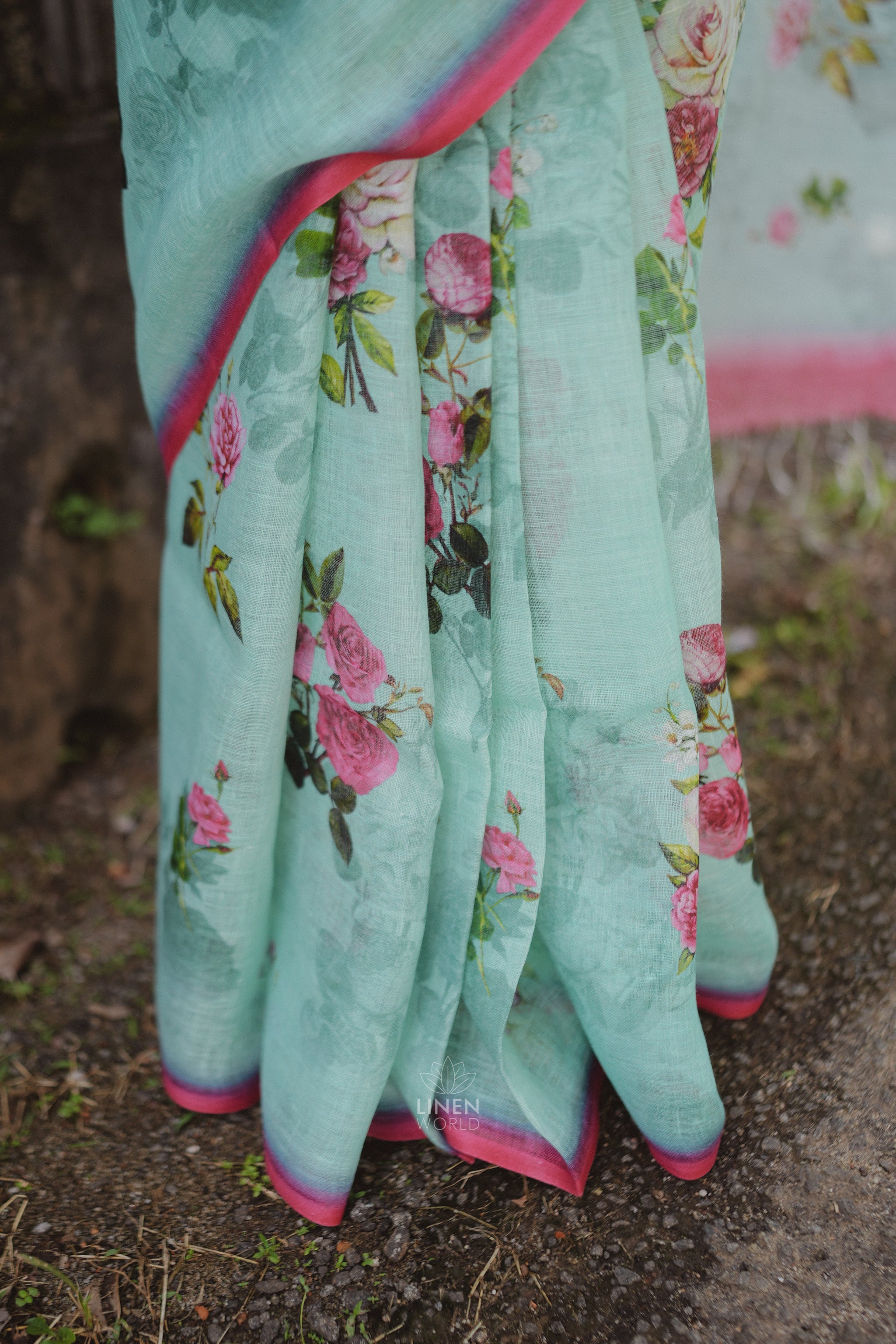 fariah: green digital printed pure linen sari - linenworldonline.in