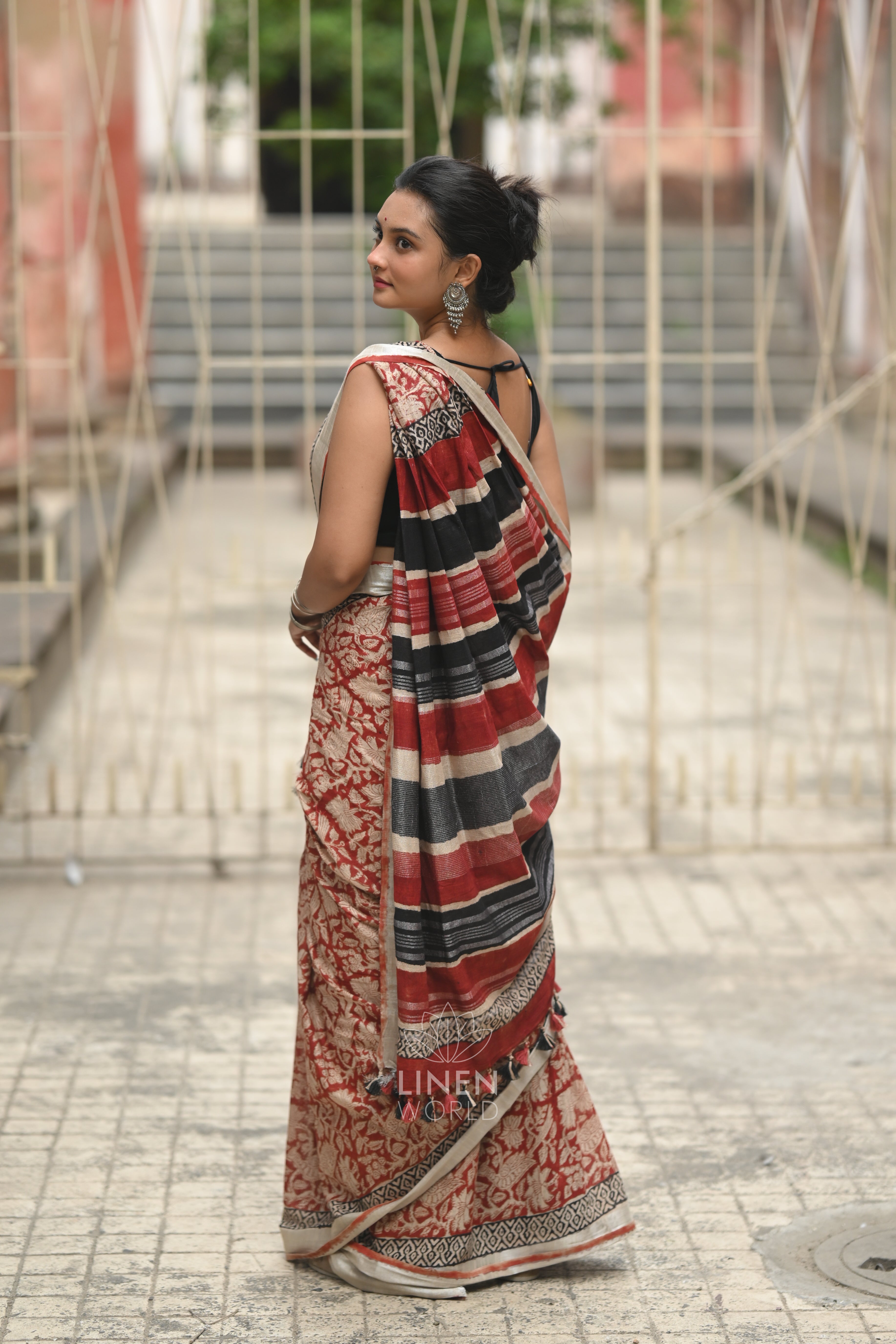 rust block printed semi linen saree - linenworldonline.in