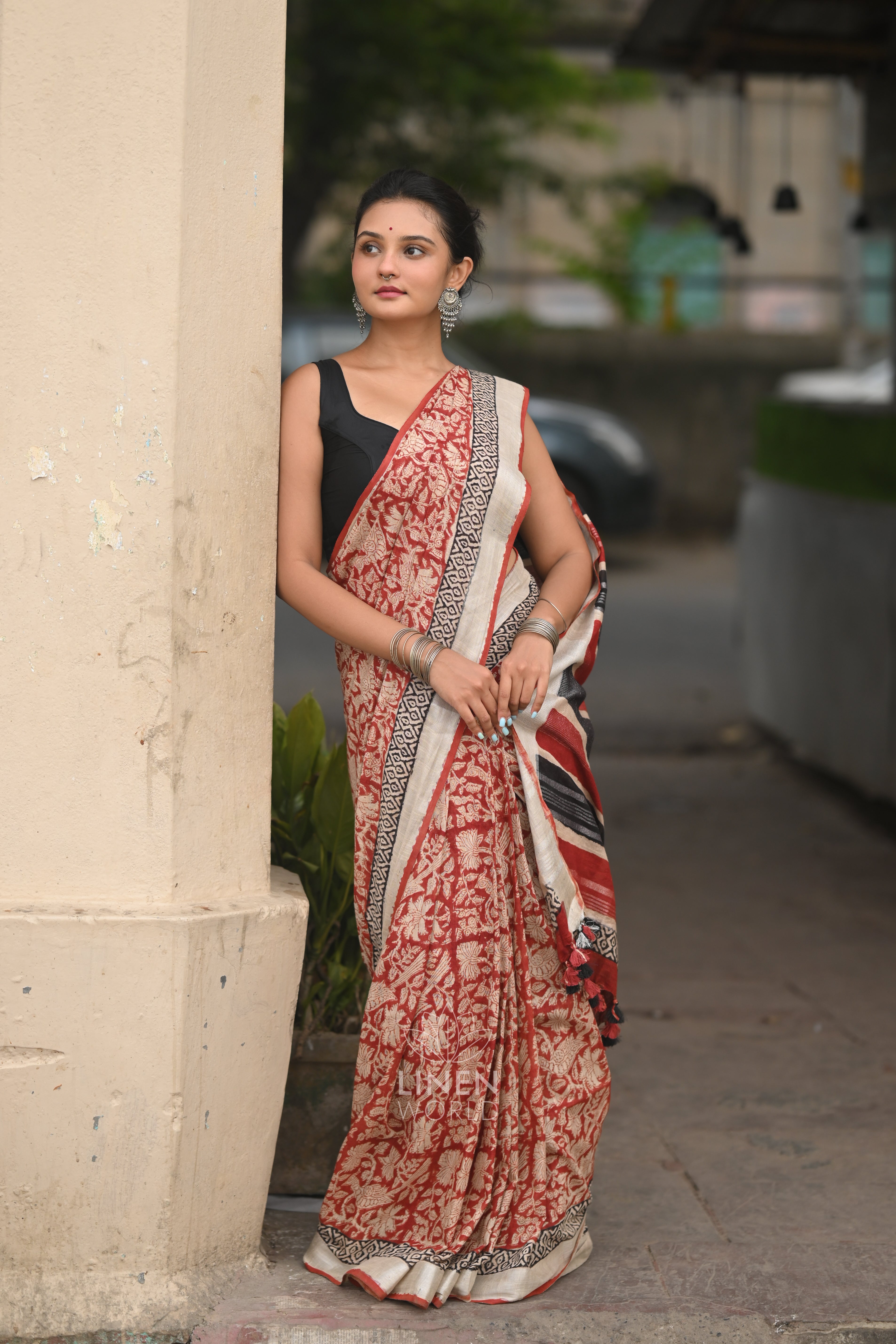 rust block printed semi linen saree - linenworldonline.in