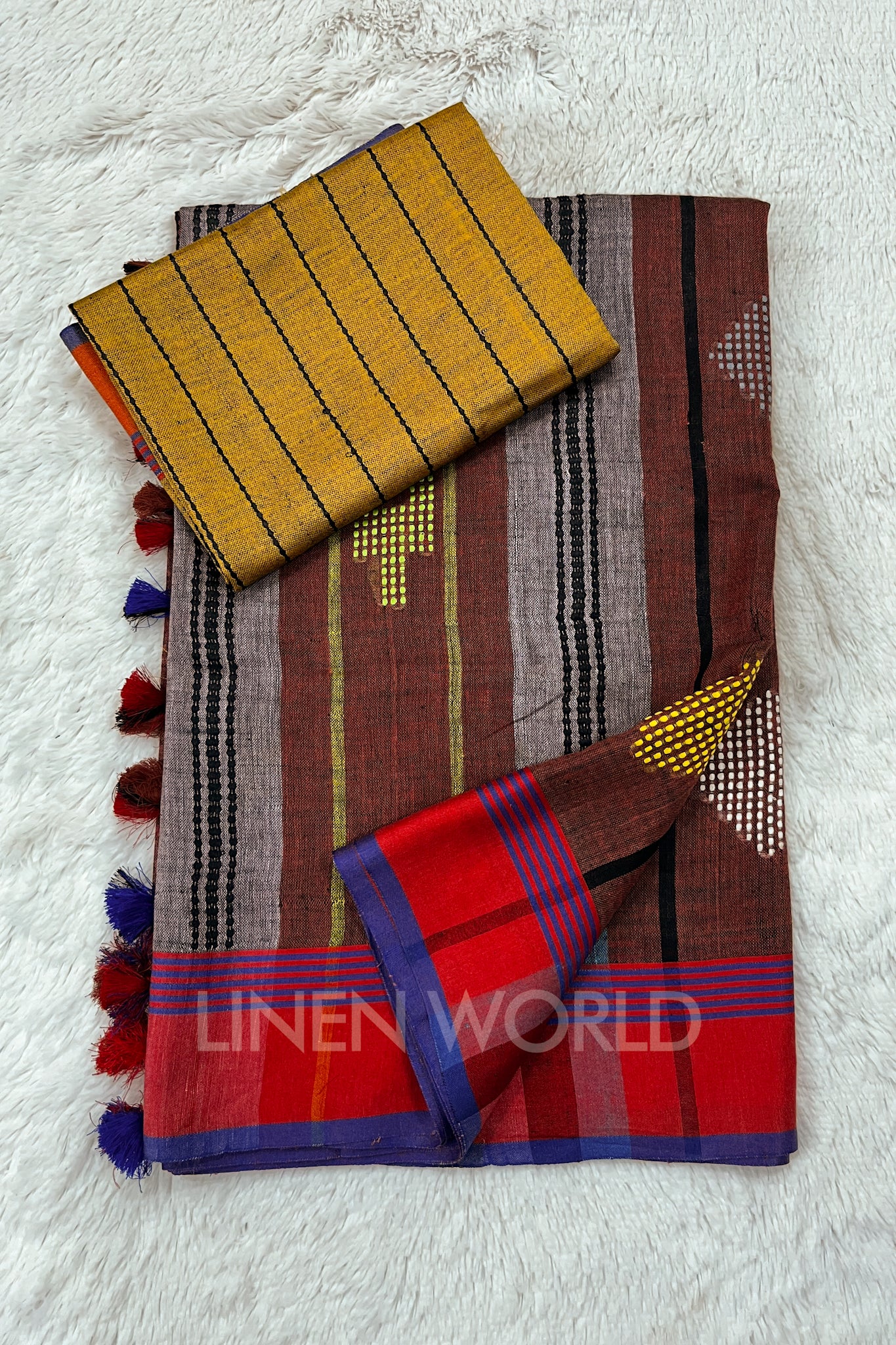 mohini (maroon handloom kantha linen saree) - linenworldonline.in