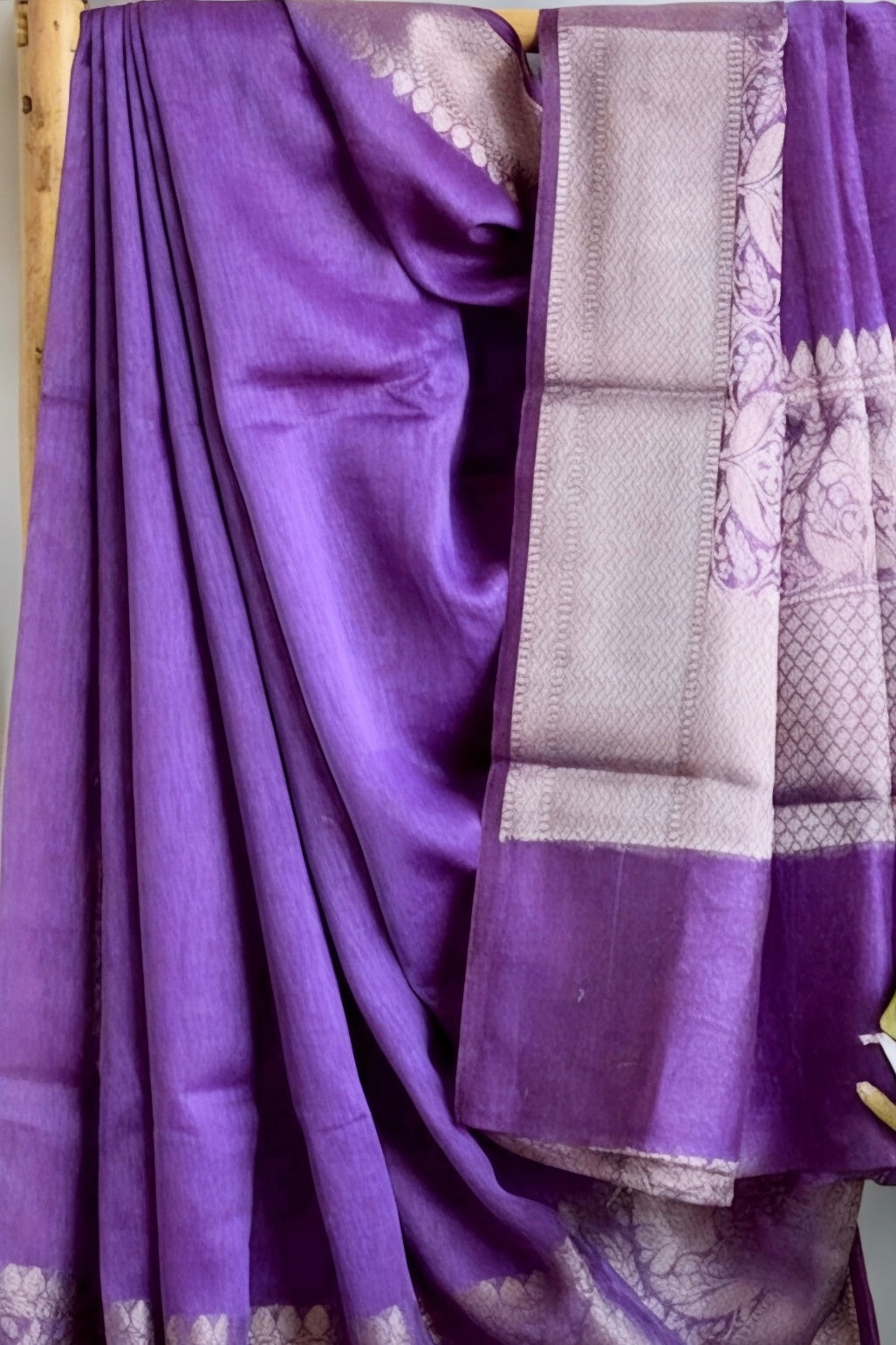 purple banarasi silk linen saree - linenworldonline.in