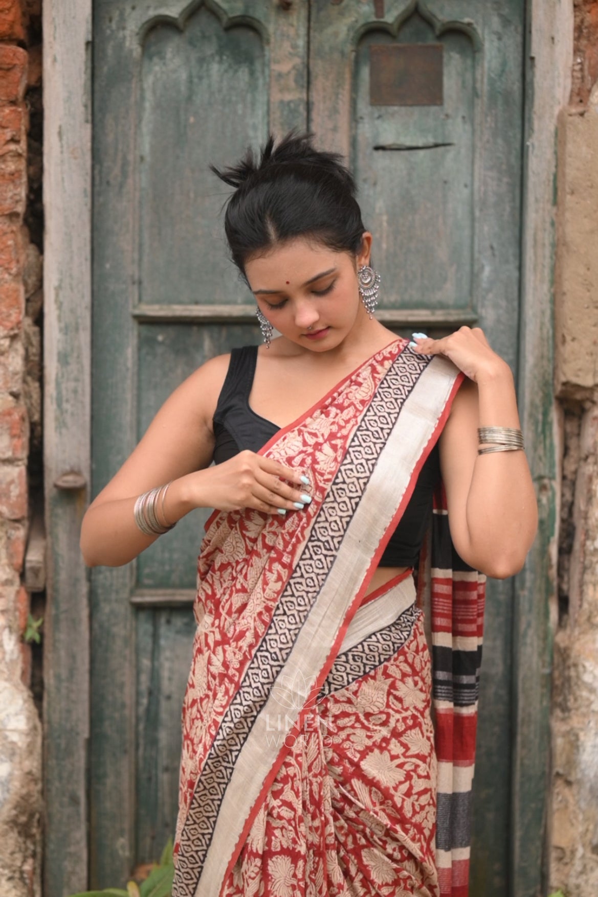 rust block printed semi linen saree - linenworldonline.in