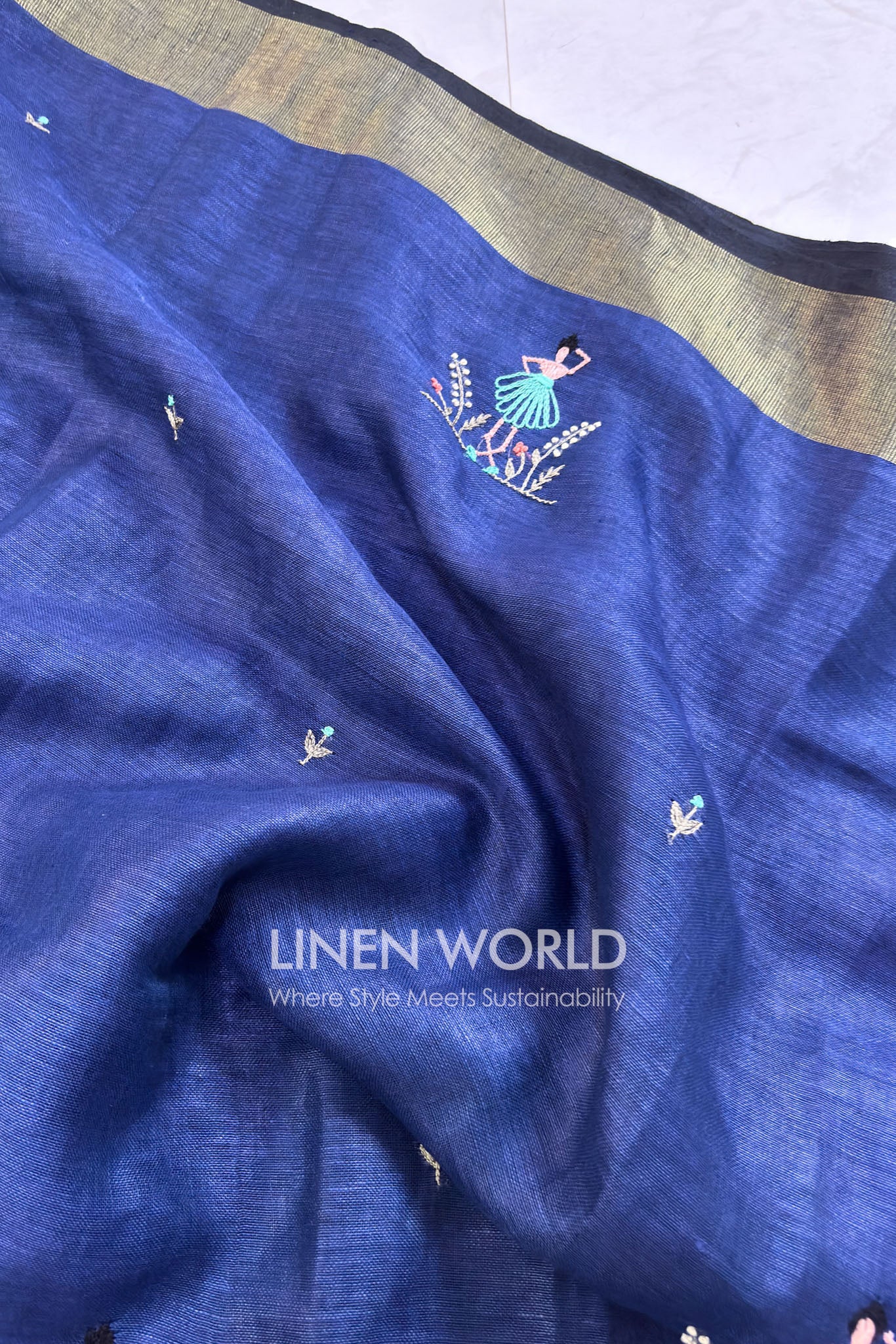 Dancing Blooms - Navy Pure Linen Saree