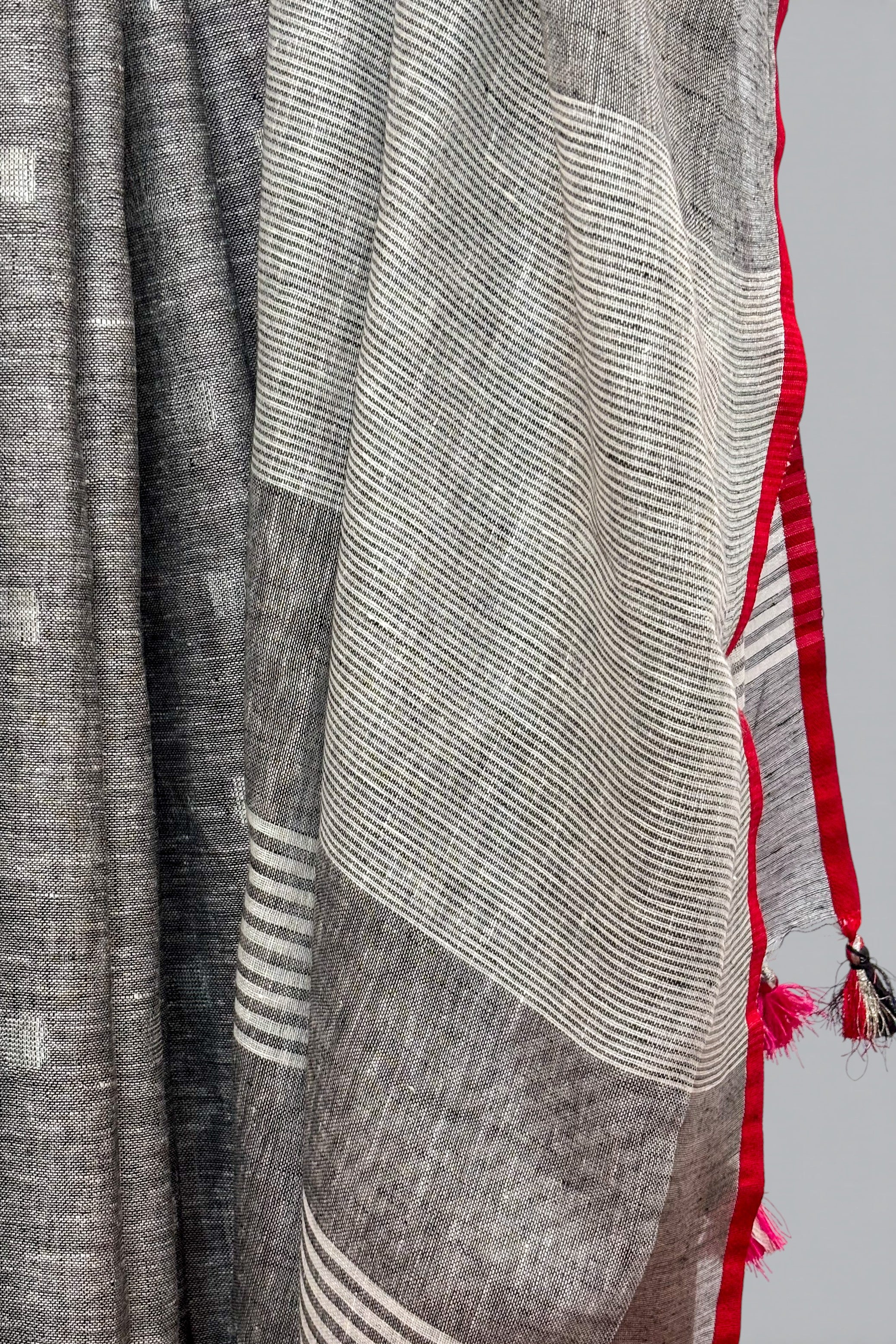 Aira - Charcoal Grey