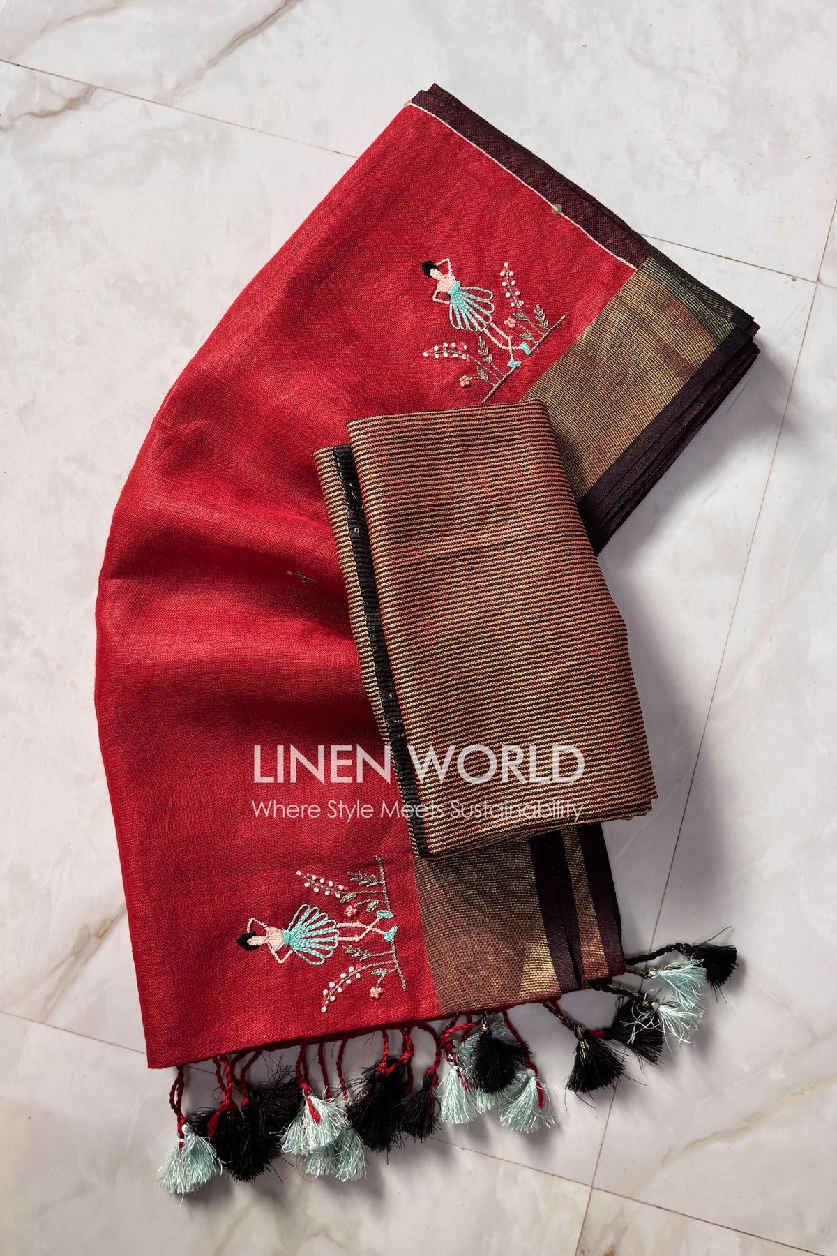 Buy Red Handwoven Pure Linen French Knot Sari Online | Linen World