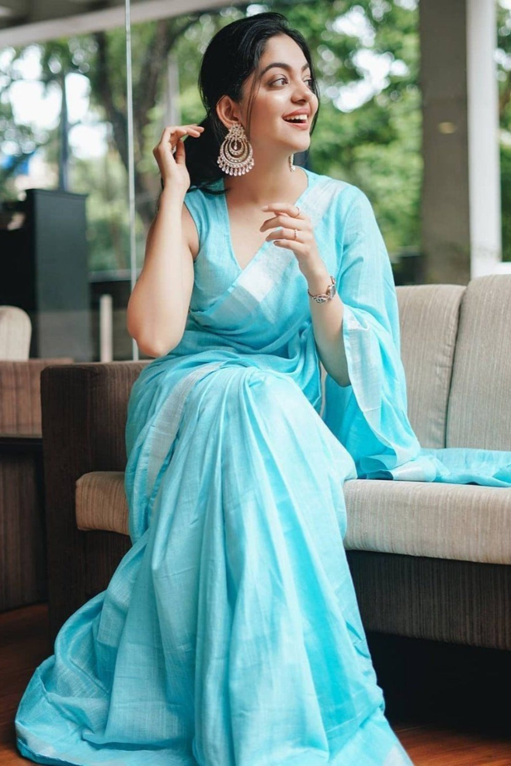 Bollywood actress Ahana Krishna in pure linen saree - Linen World