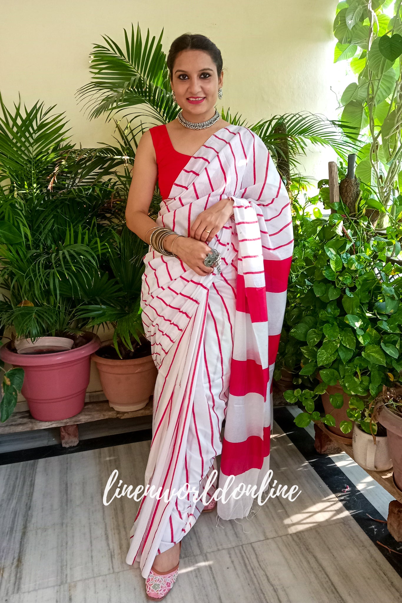 white cotton silk saree with red stripes - linenworldonline.in