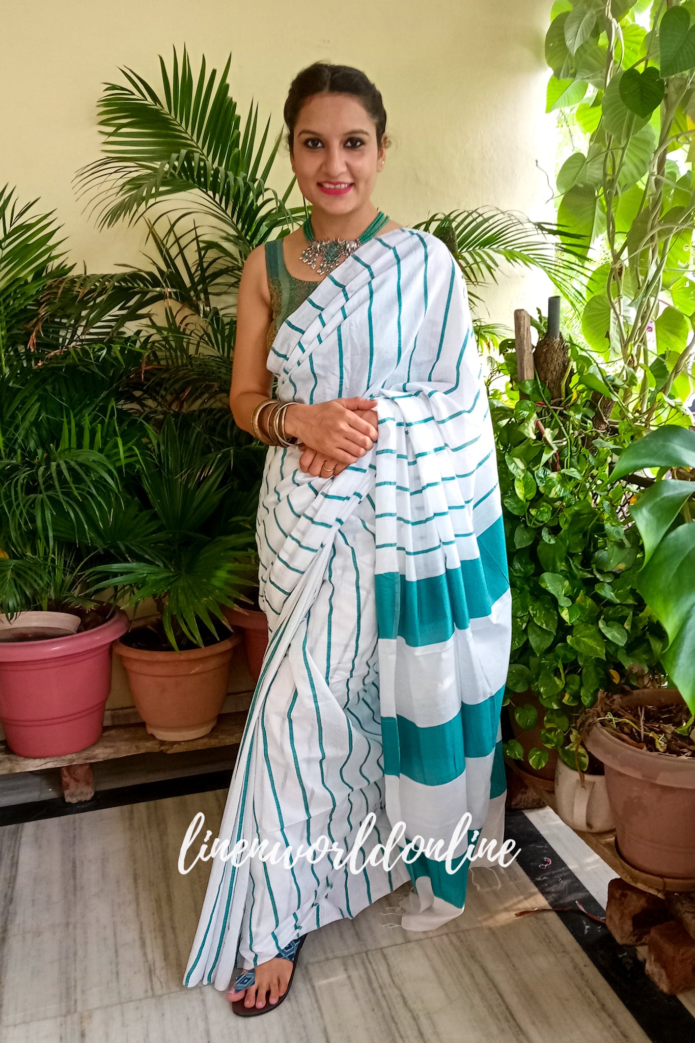 white cotton silk saree with rama green stripes - linenworldonline.in