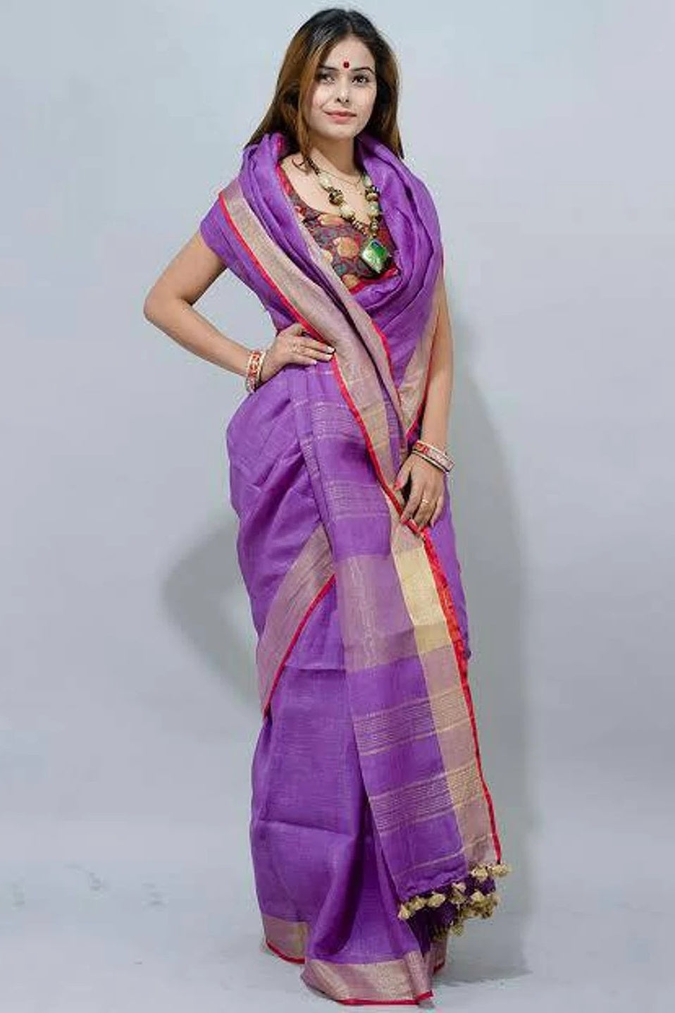 violet handloom woven pure linen saree - linenworldonline.in