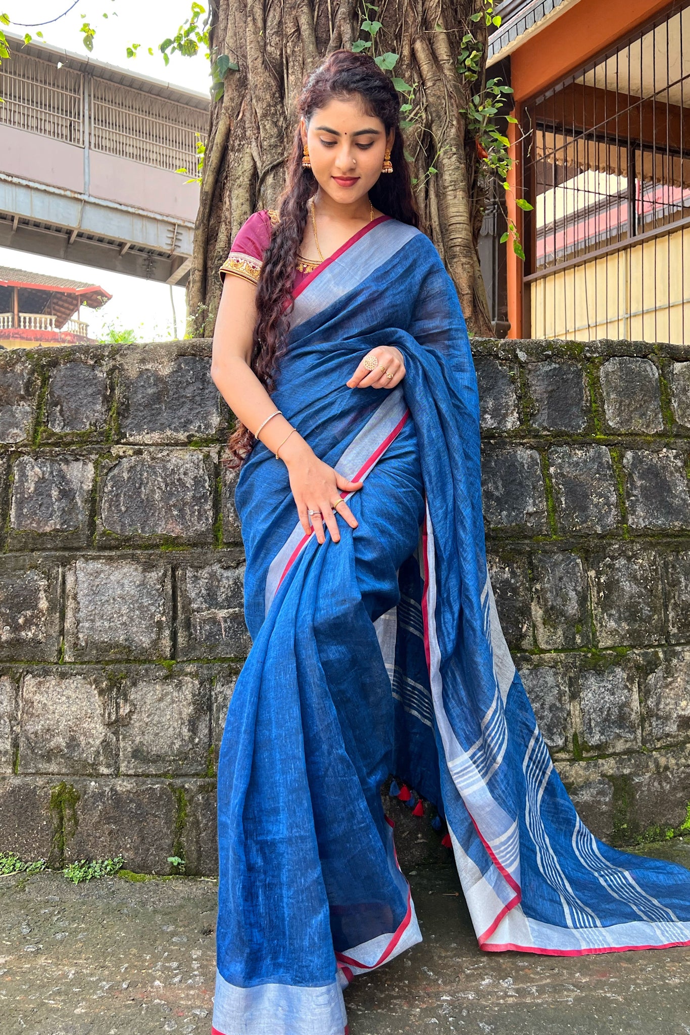 chitrangada - royal blue organic pure linen saree - linenworldonline.in
