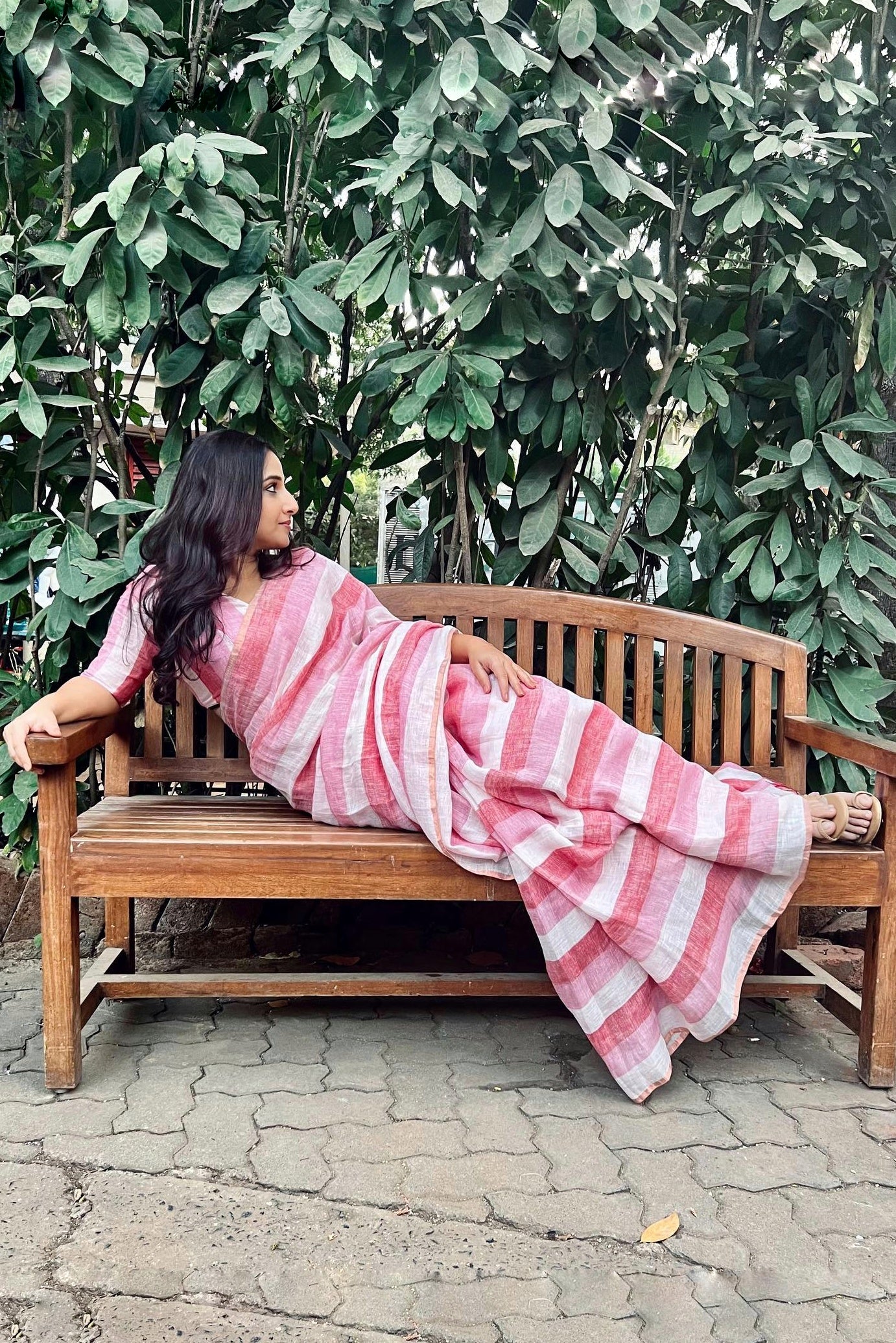 vidya in pink white stripe woven linen saree - linenworldonline.in