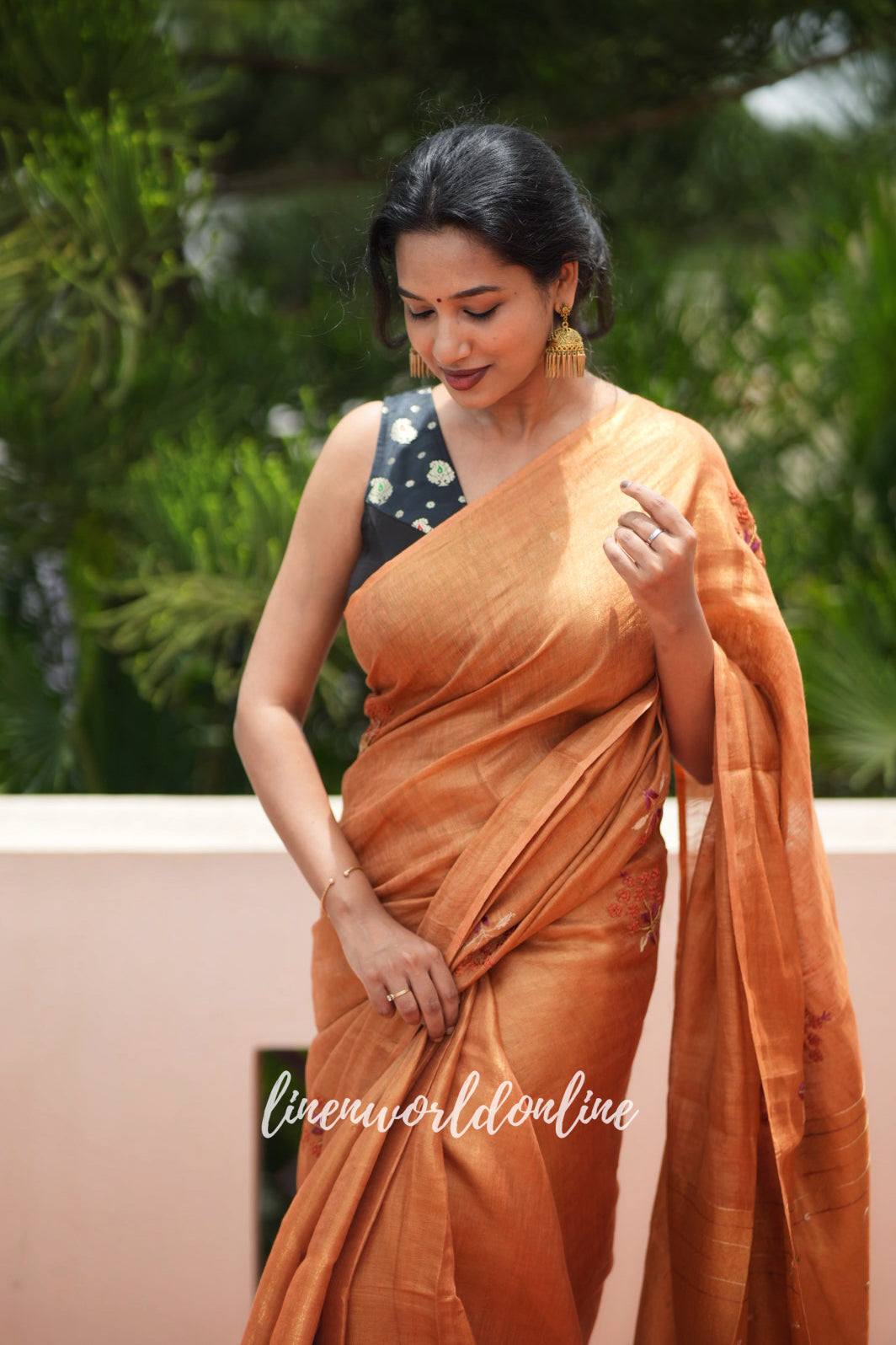 charlotte - copper pure zari linen french knot saree - linenworldonline.in