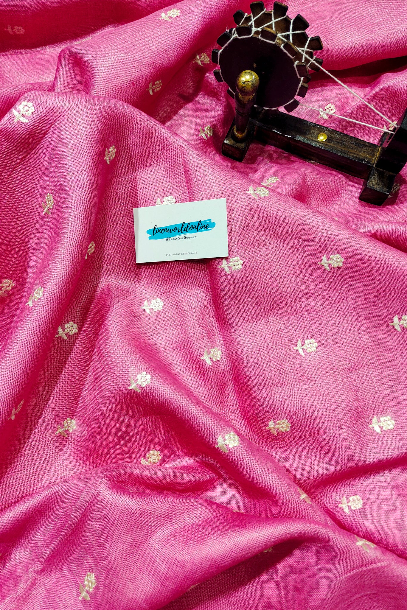 daisy embroidered linen saree - linenworldonline.in