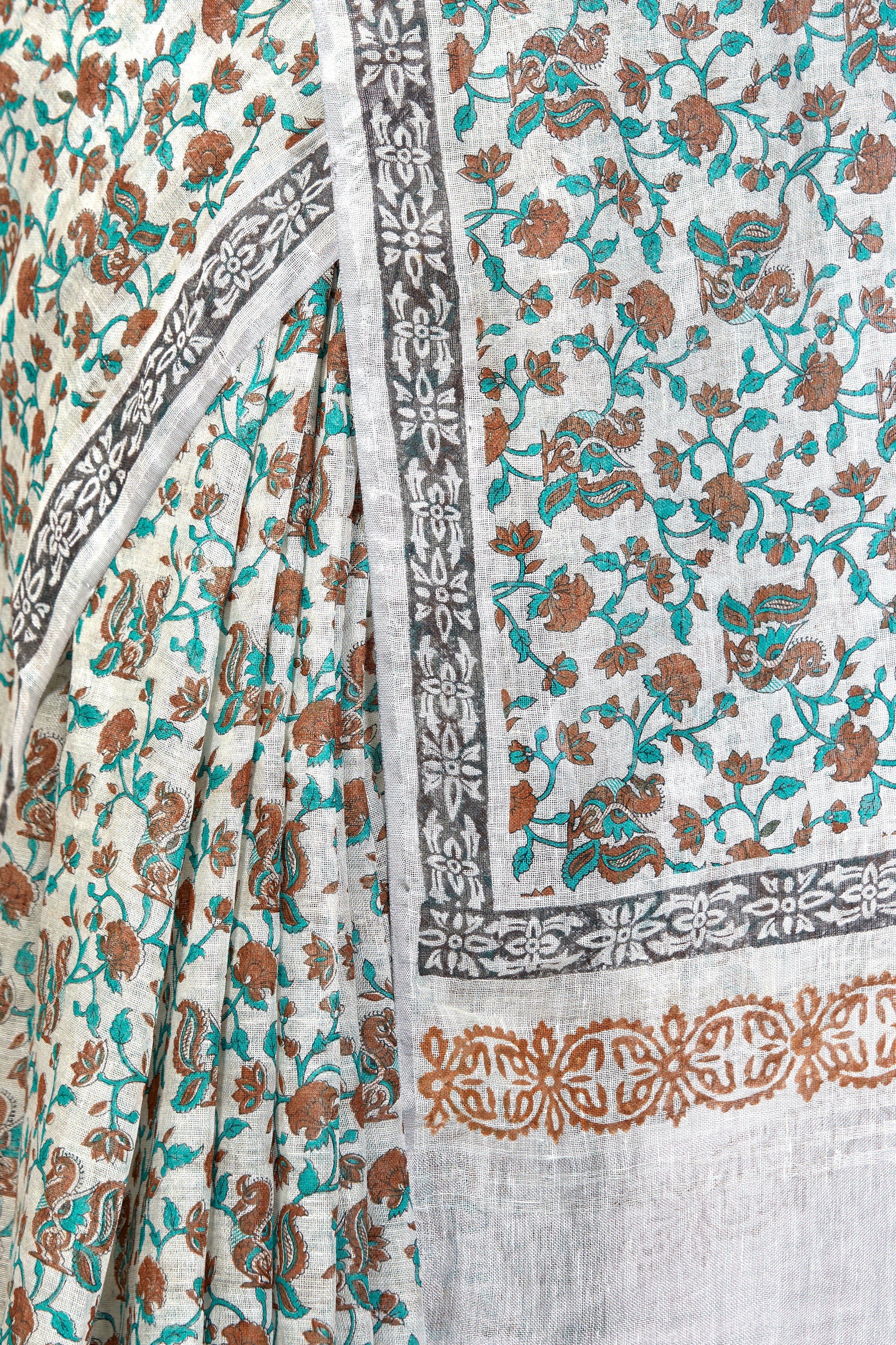 block printed linen saree with blouse piece