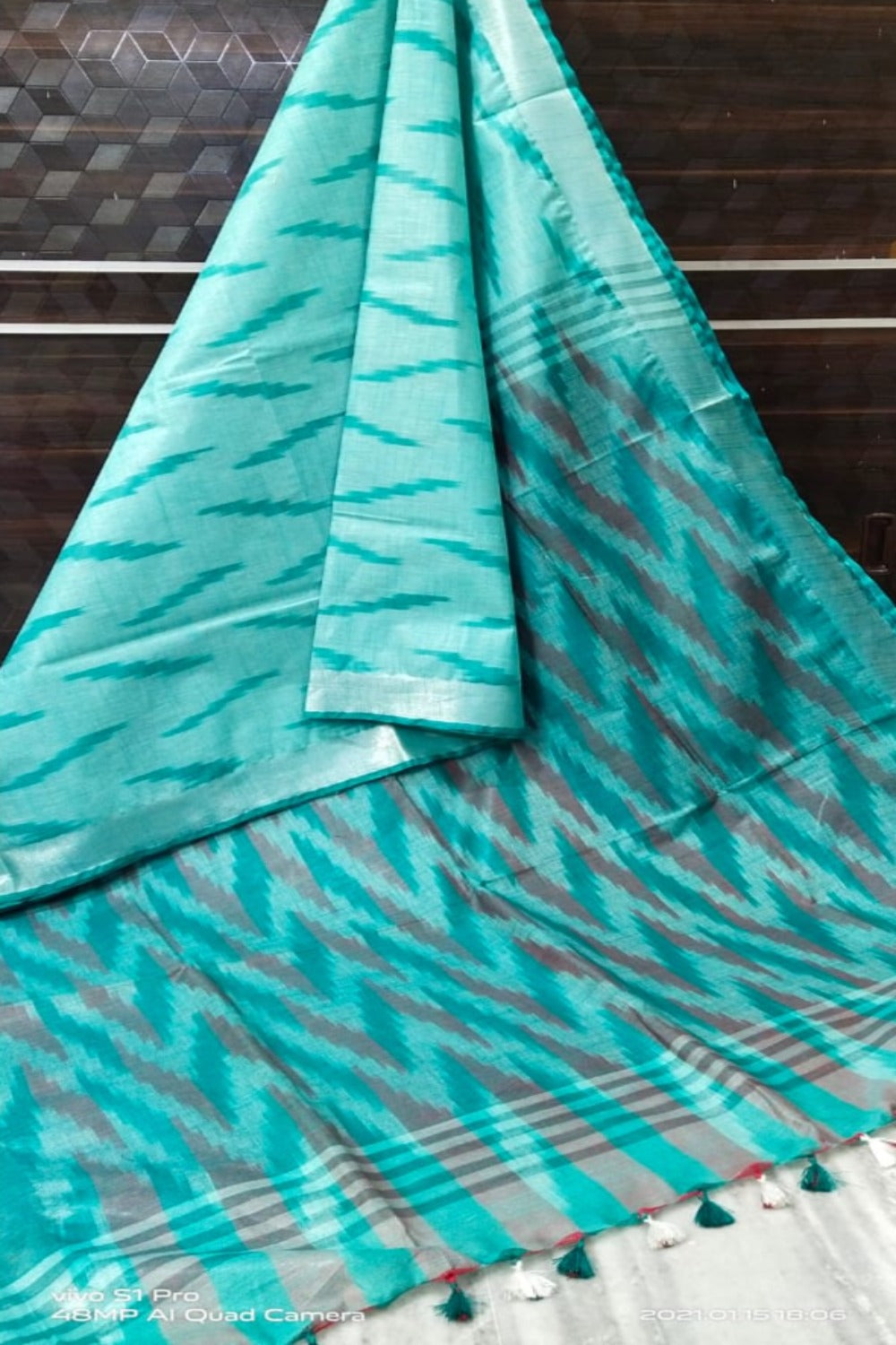 cotton ikat handwoven saree - linenworldonline.in