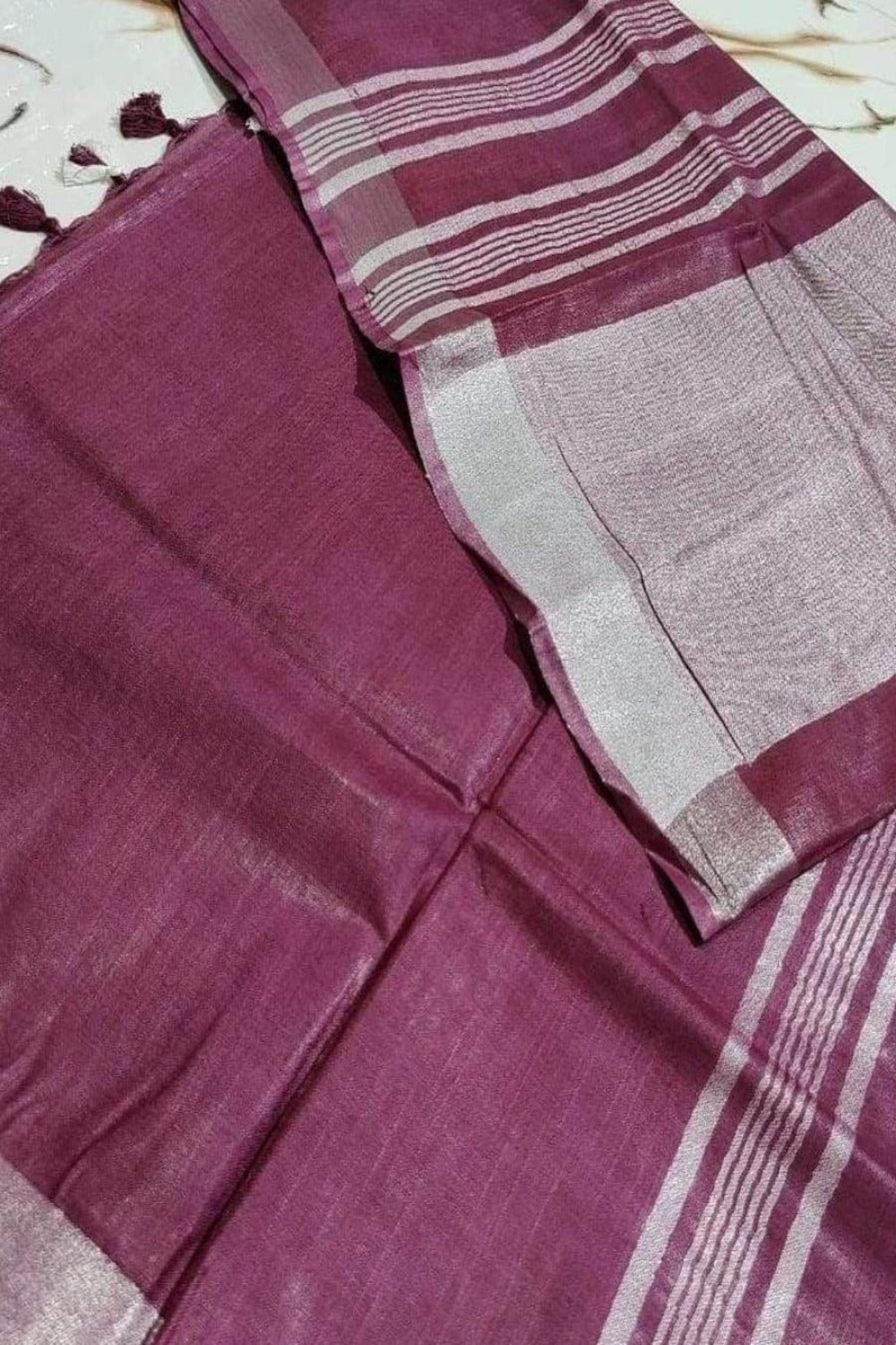 lavender handloom cotton linen saree - linenworldonline.in