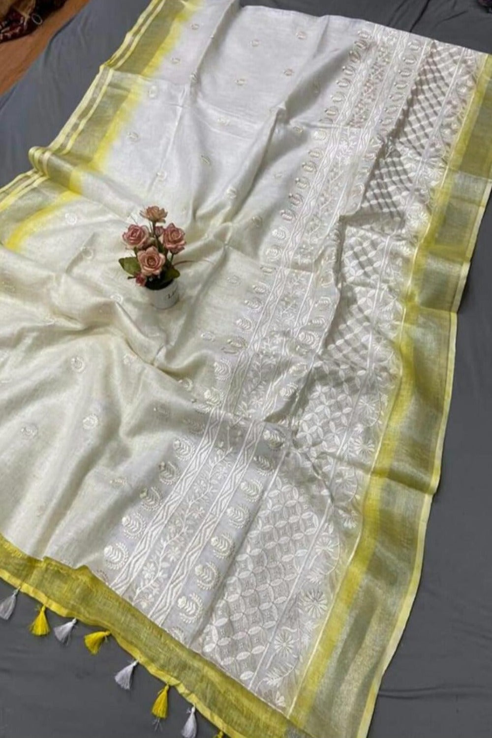 Tie-Dye Embroided Linen Saree - linenworldonline.in