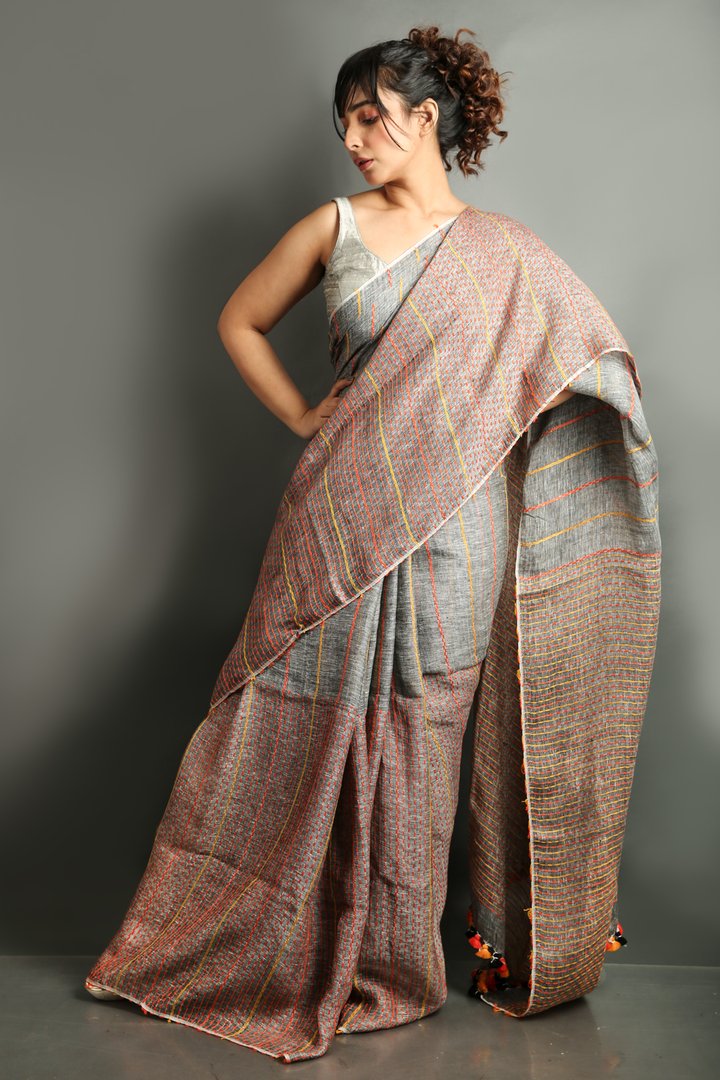 kantha style pure handwoven linen saree - linenworldonline.in