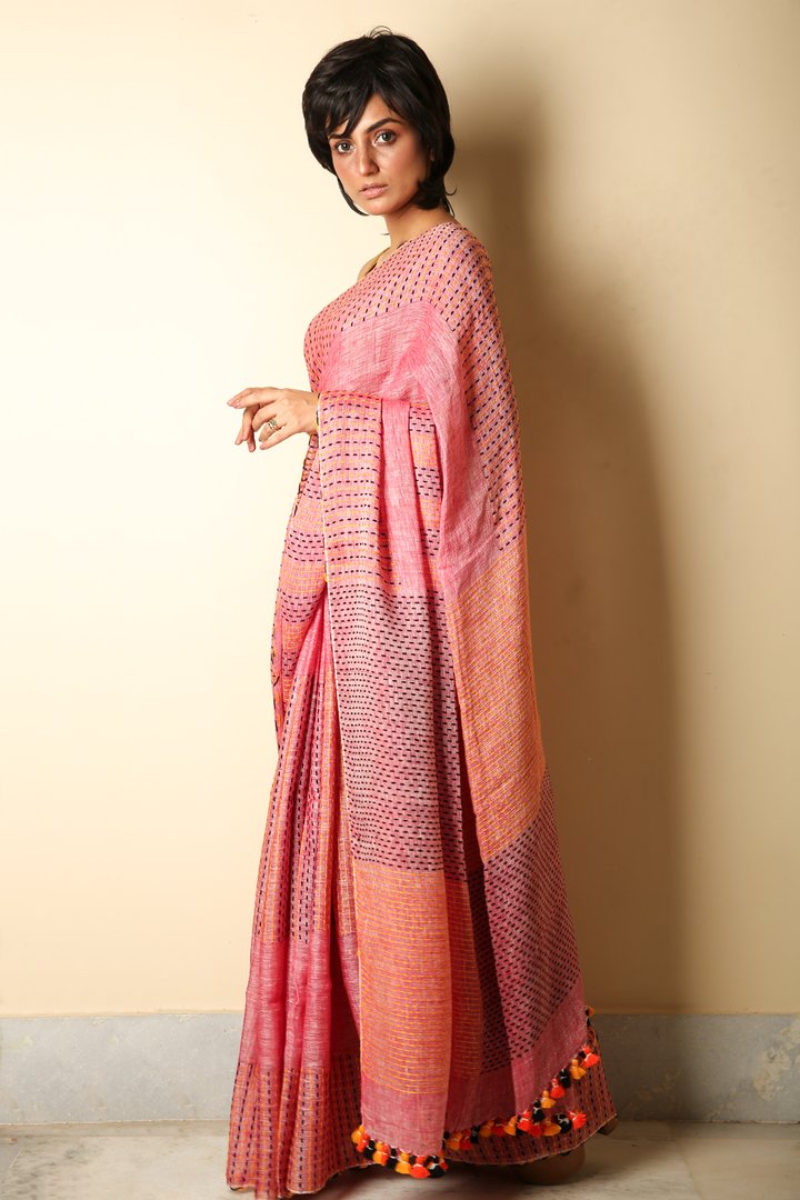 kantha style pure linen saree - linenworldonline.in