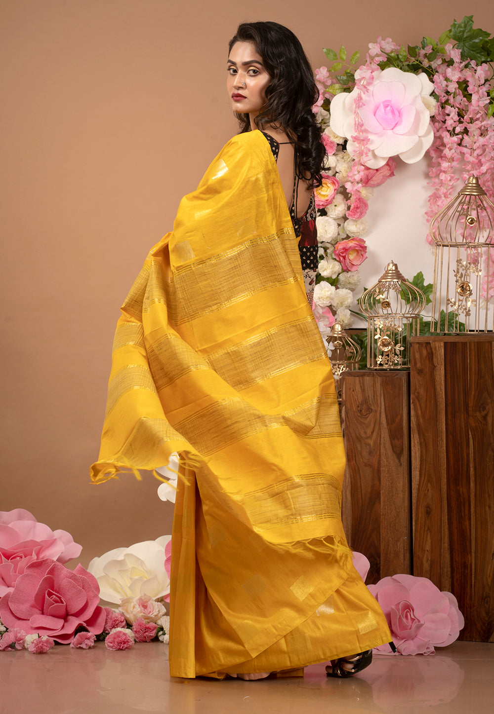 Buy Pure Kota Cotton Hand Tie and Dye Shibori Saree- Black-Lime Yellow  Online Worldwide Shipping – My Clothing Treasure